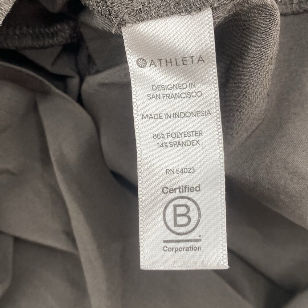 ATHLETA Women’s Size 8 Skyline Paper Bag Belted Shorts in Arbor Olive 29292 - Picture 11 of 13